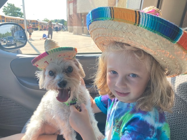 Skippy and Reagan wearing colorful sombreros — happy Scooper Stars customers